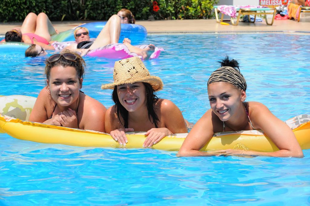 Melissa Apartments, Studios & Suites Malia Exterior foto